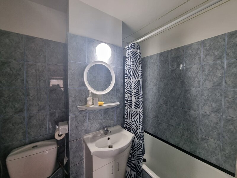 Dristor, Mihai Bravu, garsoniera spatioasa